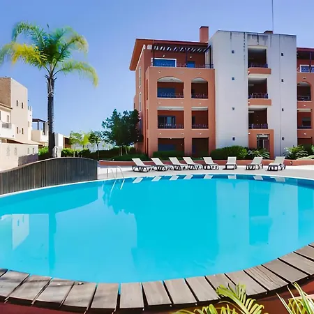 Victoria Gardens With Pool By Homing Apartment