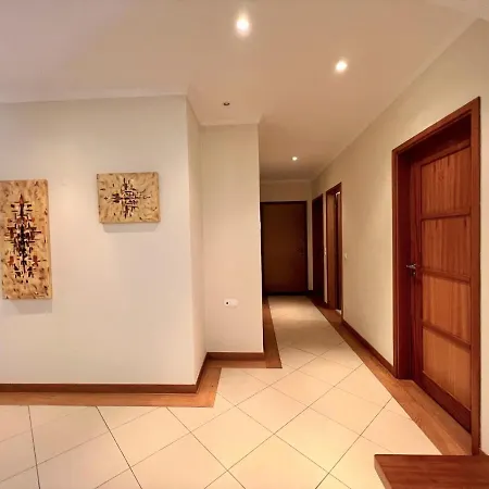 Victoria Gardens With Pool By Homing * Виламура