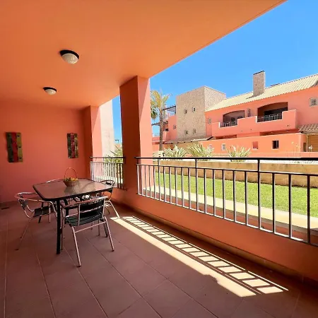 Victoria Gardens With Pool By Homing *