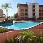 شقة Victoria Gardens With Pool By Homing